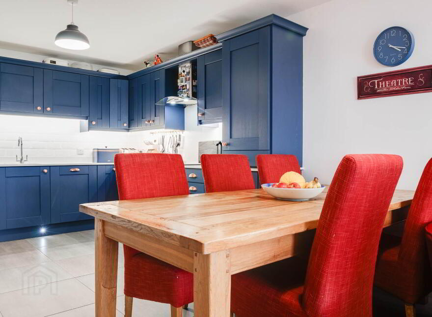 Apt 5 The Tides, Carrickfergus, BT38 8GN