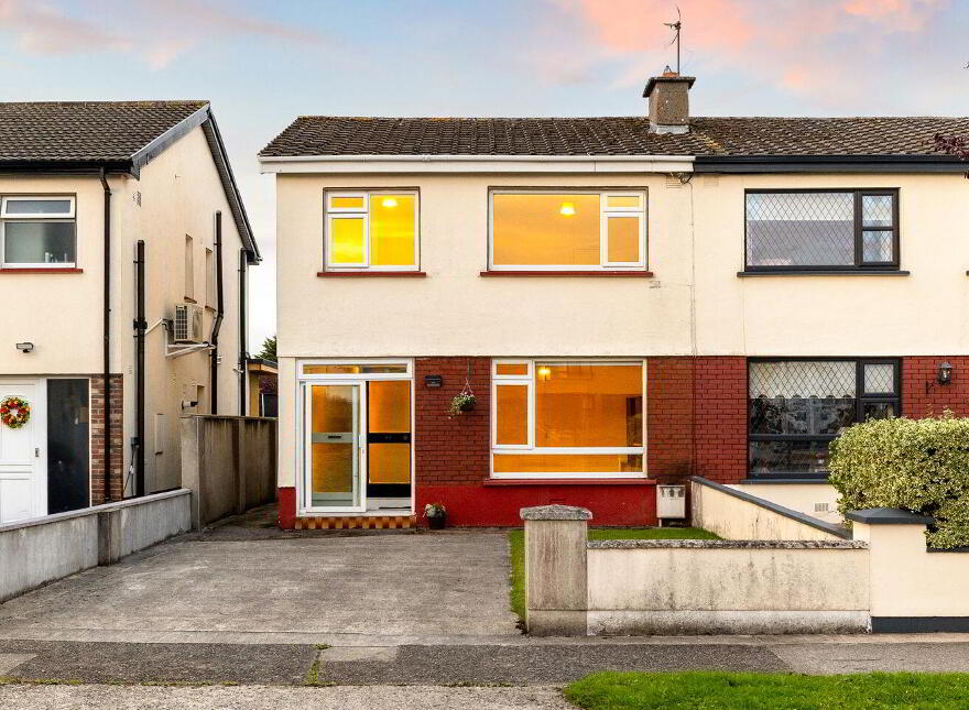 89 Moorefield Park, Newbridge, W12C599