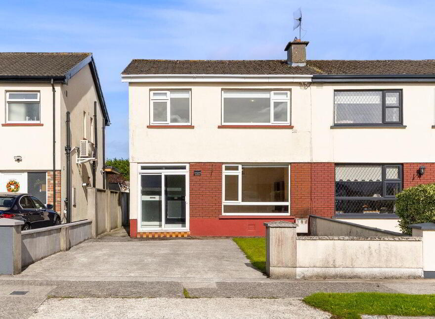 89 Moorefield Park, Newbridge, W12C599