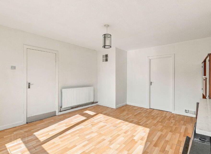 89 Moorefield Park, Newbridge, W12C599