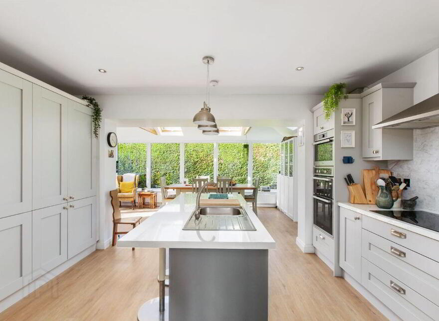 21 Bramble Glade, Ashford, A67CX24