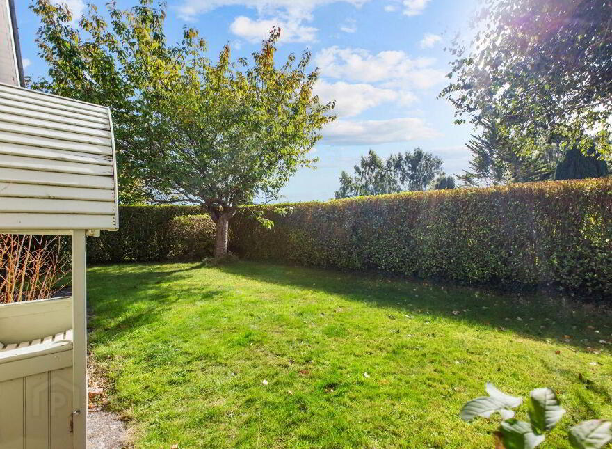 21 Bramble Glade, Ashford, A67CX24