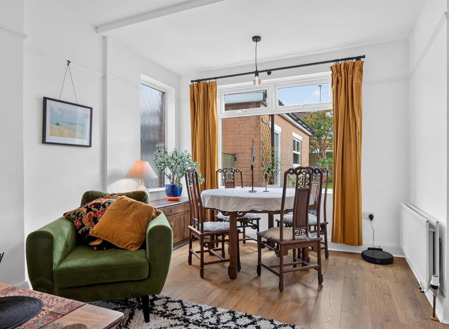 42 Pommern Parade, Belfast, BT6 9FY