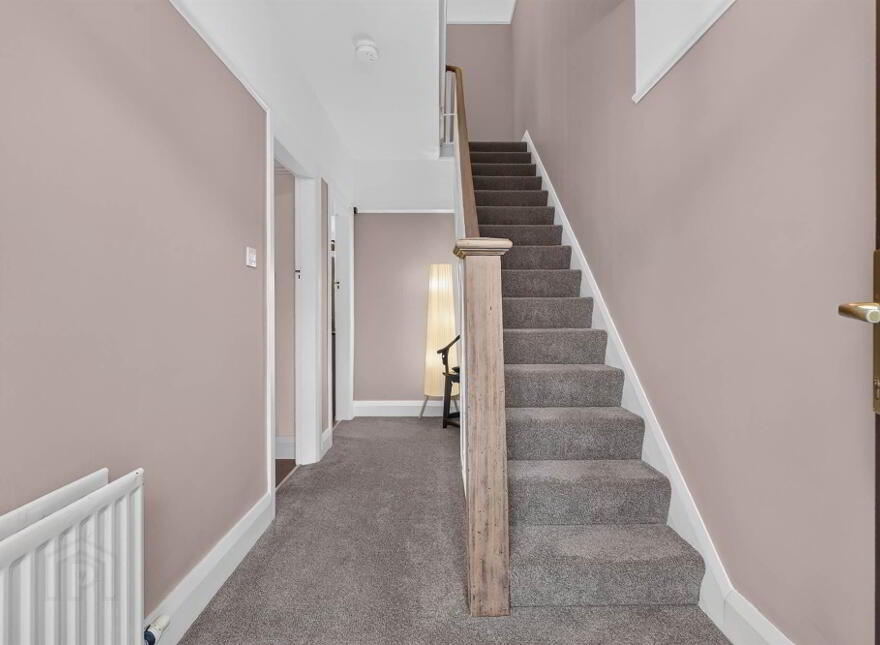 42 Pommern Parade, Belfast, BT6 9FY