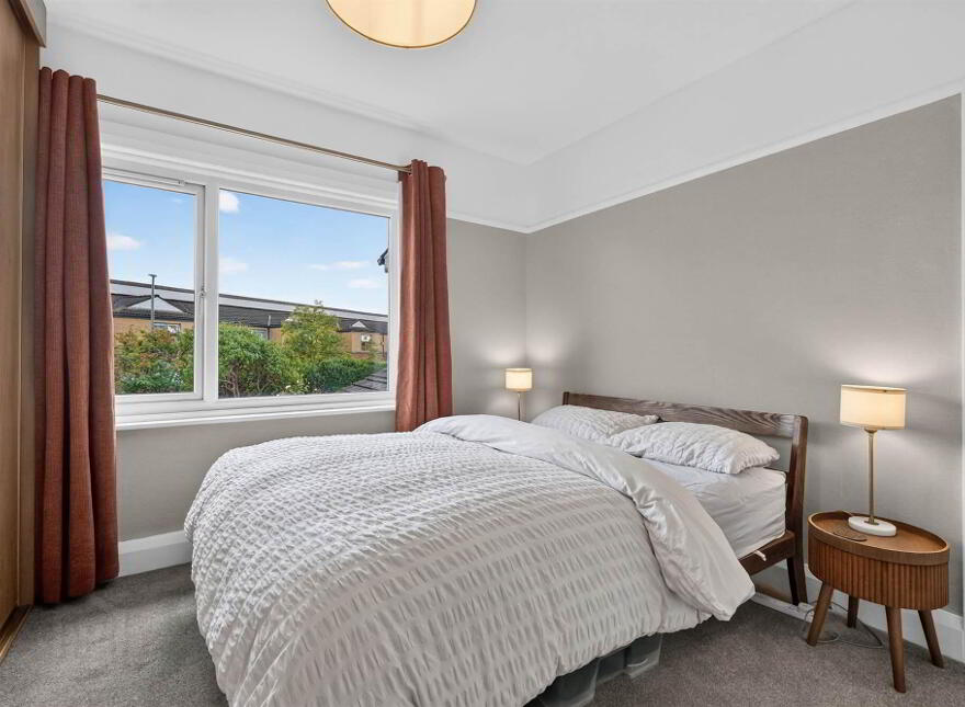 42 Pommern Parade, Belfast, BT6 9FY