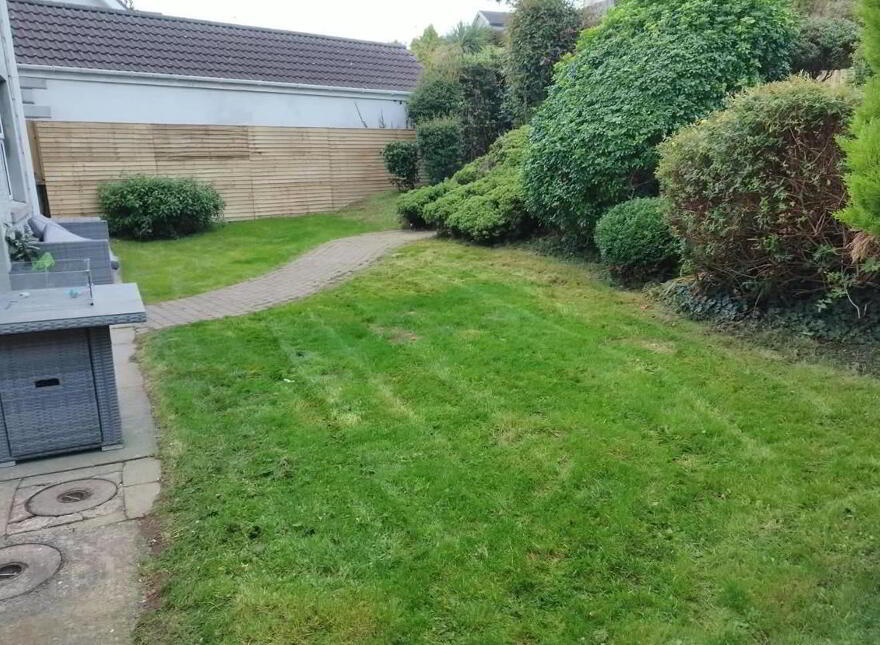 32 Vianstown Heights, Downpatrick, BT30 6TF