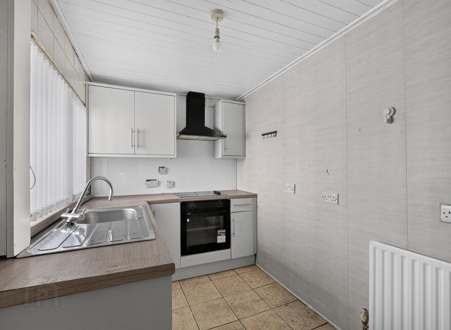 18 Woodvale Avenue, Belfast, BT13 3EW
