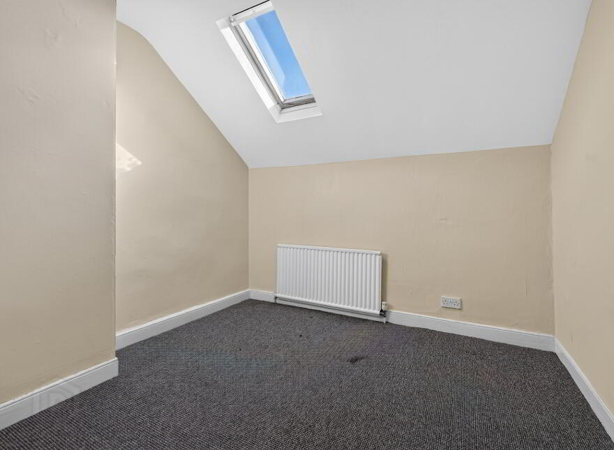 18 Woodvale Avenue, Belfast, BT13 3EW