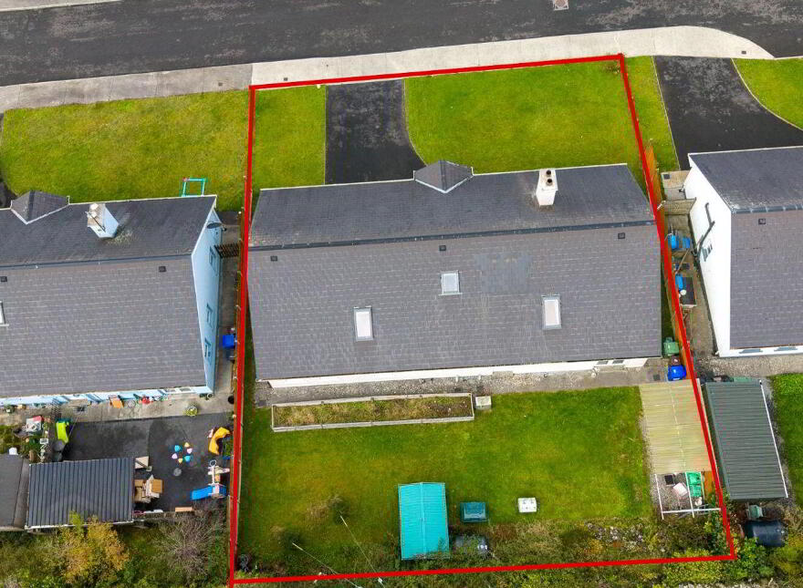 38 Greenhills Drive, Knockcroghery, F42WK12