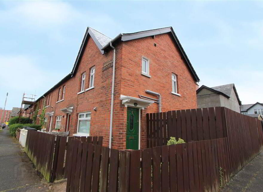27 Whitehall Parade, Belfast, BT7 3GX photo