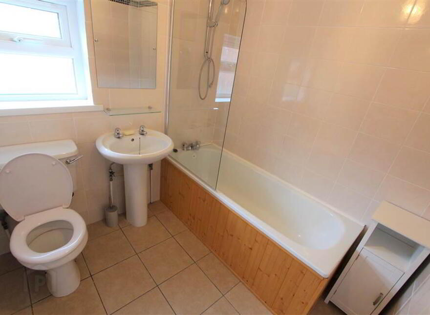 27 Whitehall Parade, Belfast, BT7 3GX