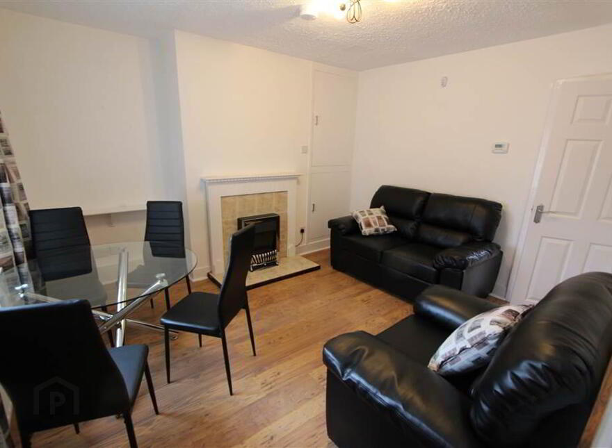 27 Whitehall Parade, Belfast, BT7 3GX