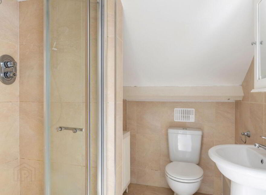 Apartment 1 Eversham Lodge, Newtownpark Avenue, Foxrock, A94H6Y5