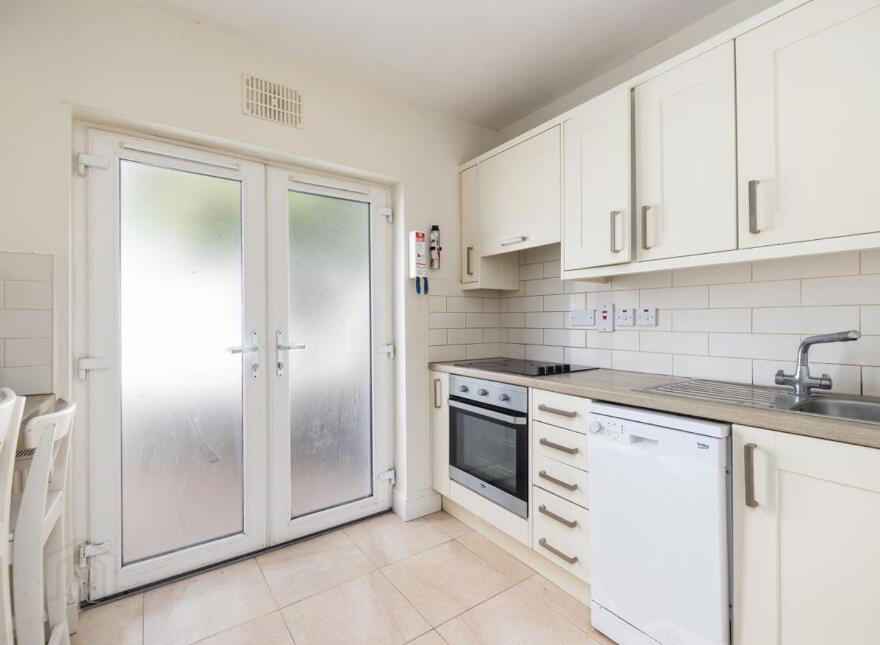 Apartment 1 Eversham Lodge, Newtownpark Avenue, Foxrock, A94H6Y5