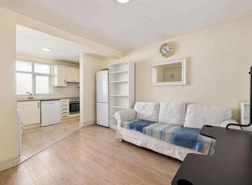 Apartment 1 Eversham Lodge, Newtownpark Avenue, Foxrock, A94H6Y5
