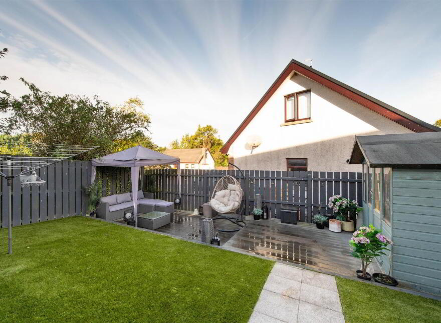 6 Rademon Avenue, Crossgar, BT30 9NX