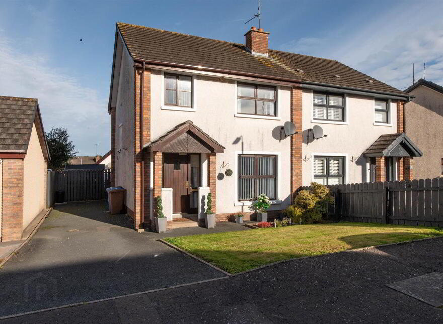 6 Rademon Avenue, Crossgar, BT30 9NX
