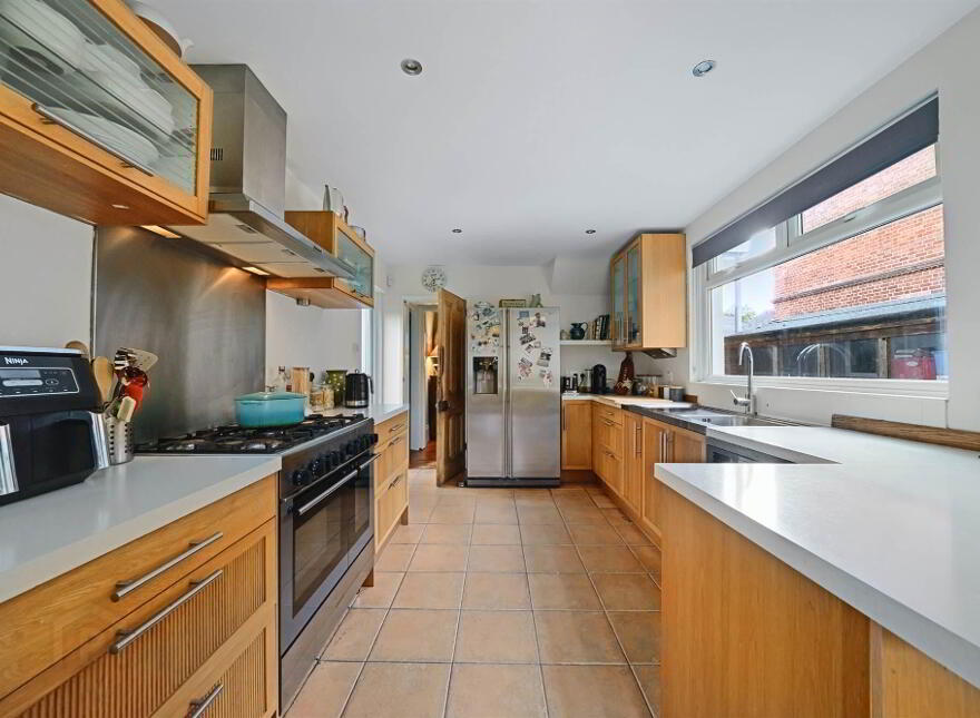 6 Cyprus Gardens, Ballyhackamore, Belfast, BT5 6FB