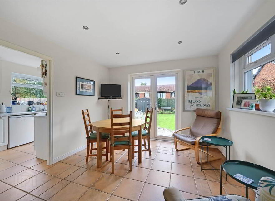6 Cyprus Gardens, Ballyhackamore, Belfast, BT5 6FB