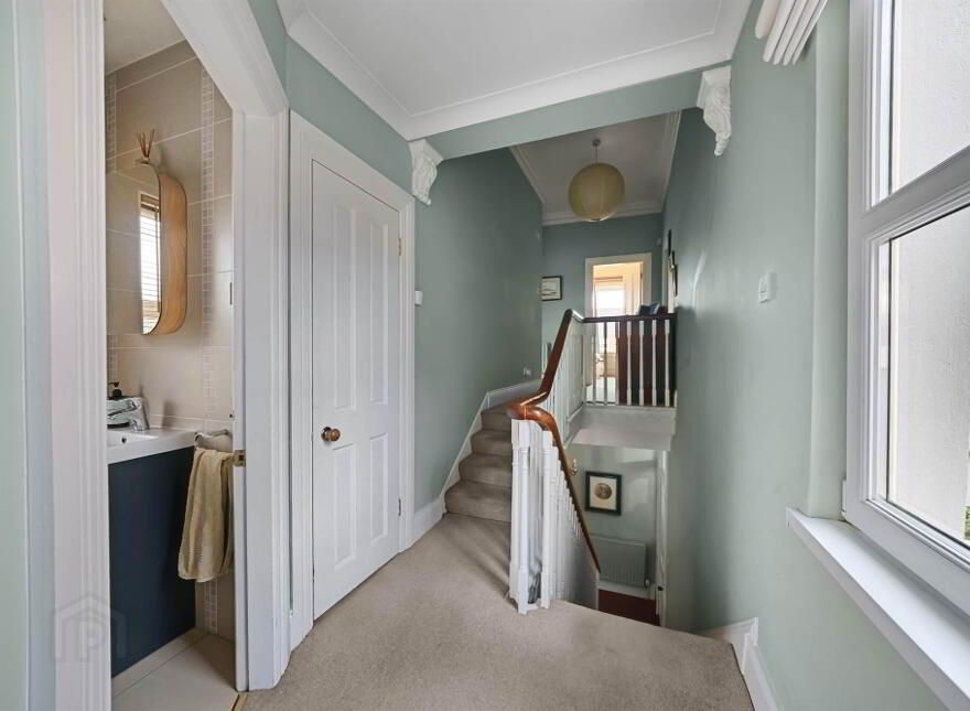 6 Cyprus Gardens, Ballyhackamore, Belfast, BT5 6FB