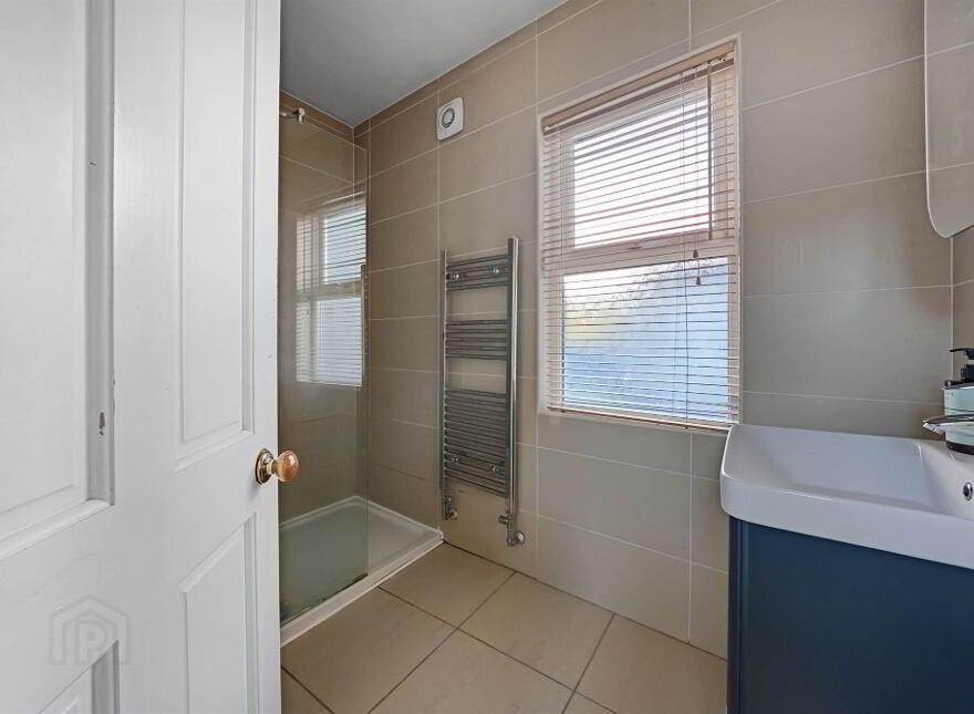 6 Cyprus Gardens, Ballyhackamore, Belfast, BT5 6FB