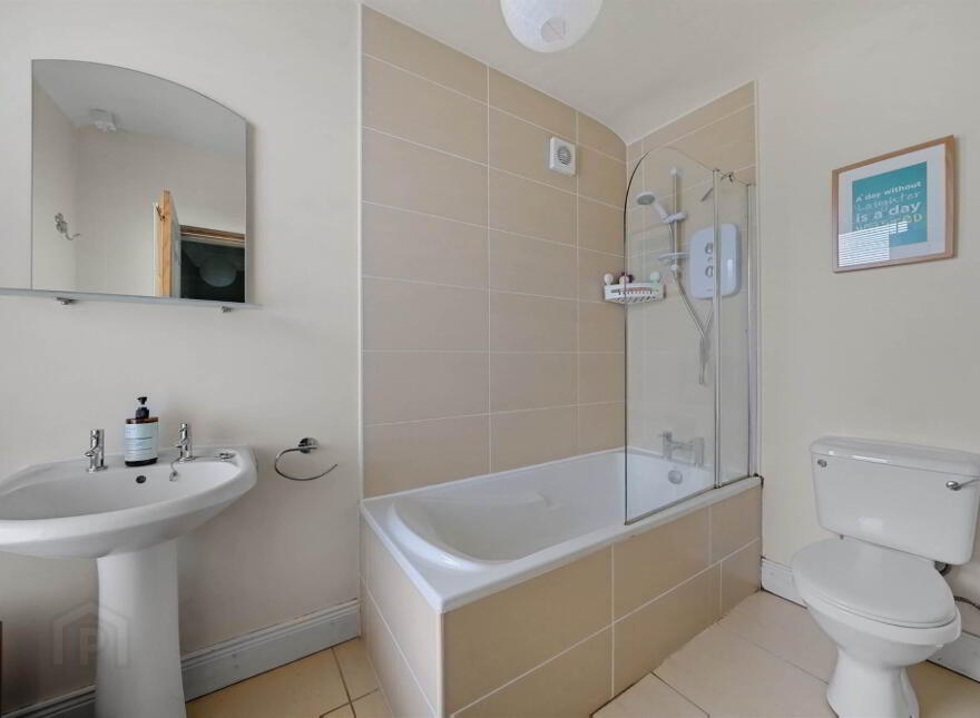 6 Cyprus Gardens, Ballyhackamore, Belfast, BT5 6FB