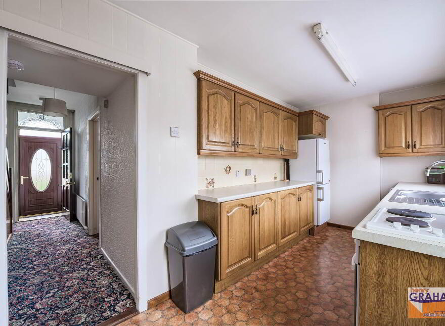 43 Saintfield Road, Lisburn, BT27 5BH
