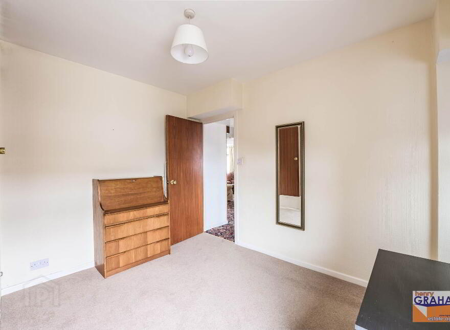 43 Saintfield Road, Lisburn, BT27 5BH