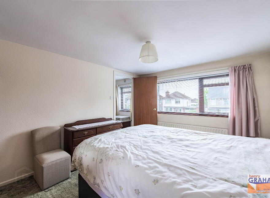 43 Saintfield Road, Lisburn, BT27 5BH