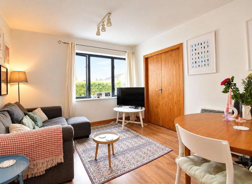 Apartment 84 Block 3 Parkgate Place, Parkgate Street, Dublin 8, D08C7F2