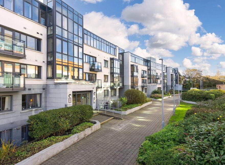 Apartment 84 Block 3 Parkgate Place, Parkgate Street, Dublin 8, D08C7F2 photo