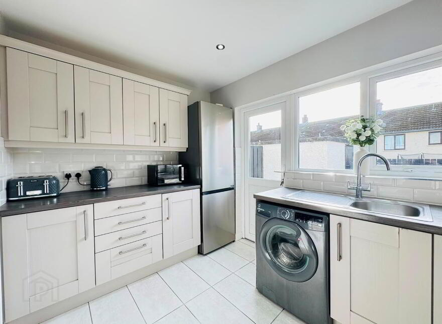 82 Beechwood Avenue, Doagh Road, Newtownabbey, BT37 9PU