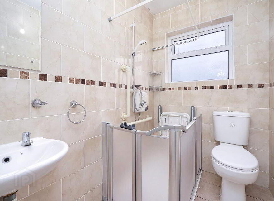 100 Ratoath Estate, Cabra, Cabra, D07