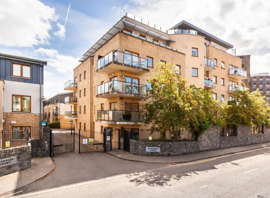 29 Bradogue Court, Annamoe Road, Dublin 7, D07E098