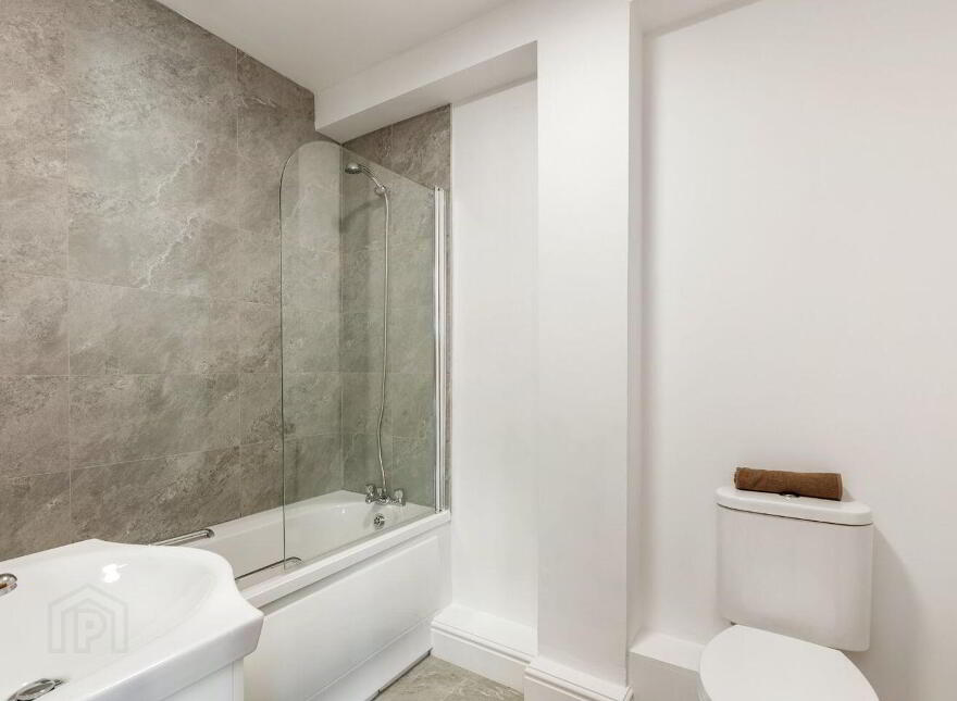 29 Bradogue Court, Annamoe Road, Dublin 7, D07E098