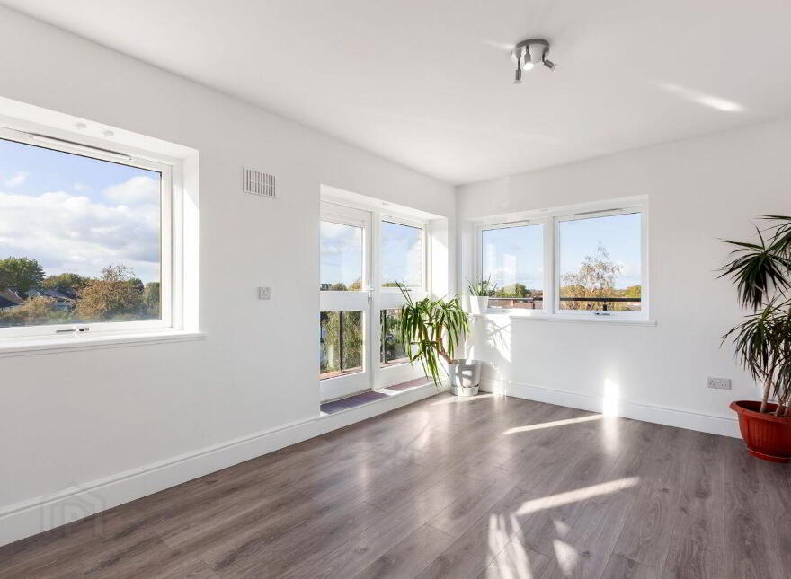 29 Bradogue Court, Annamoe Road, Dublin 7, D07E098