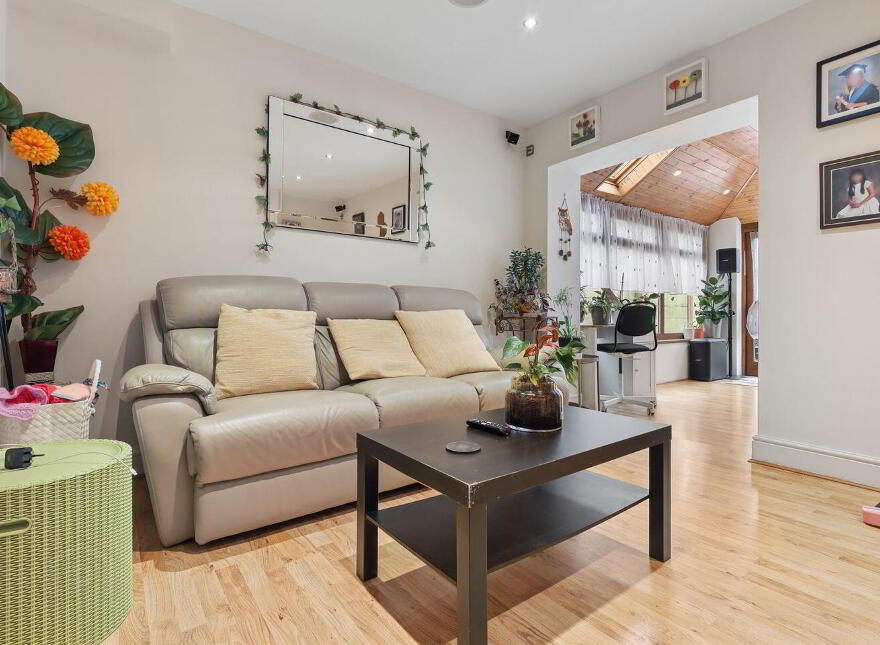 9 Paddocks Place, Adamstown, K78F544