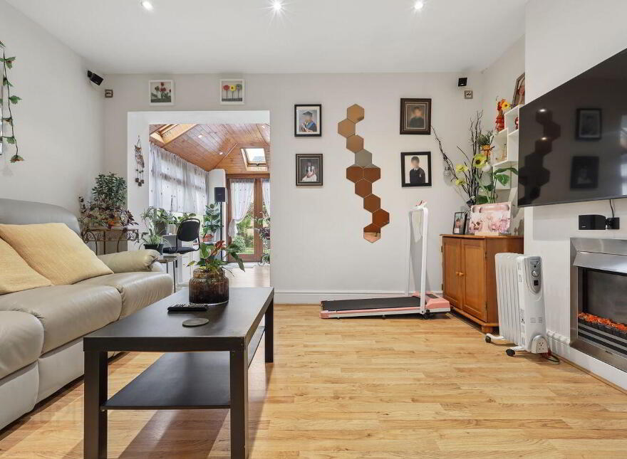 9 Paddocks Place, Adamstown, K78F544