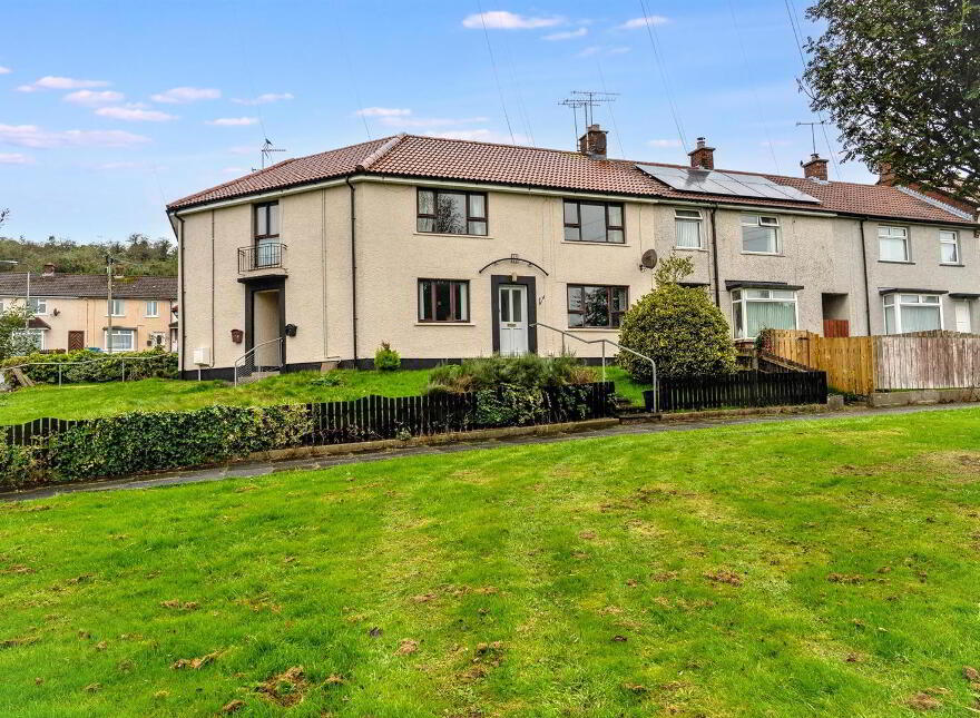 17a Windmill Gardens, Ballynahinch, BT24 8EP