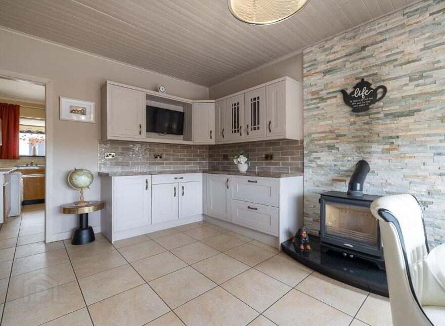 Kilpipe, Aughrim, Y14X990