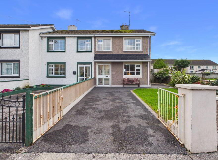 13 St. Laurence's Fields, Loughrea, H62YP20