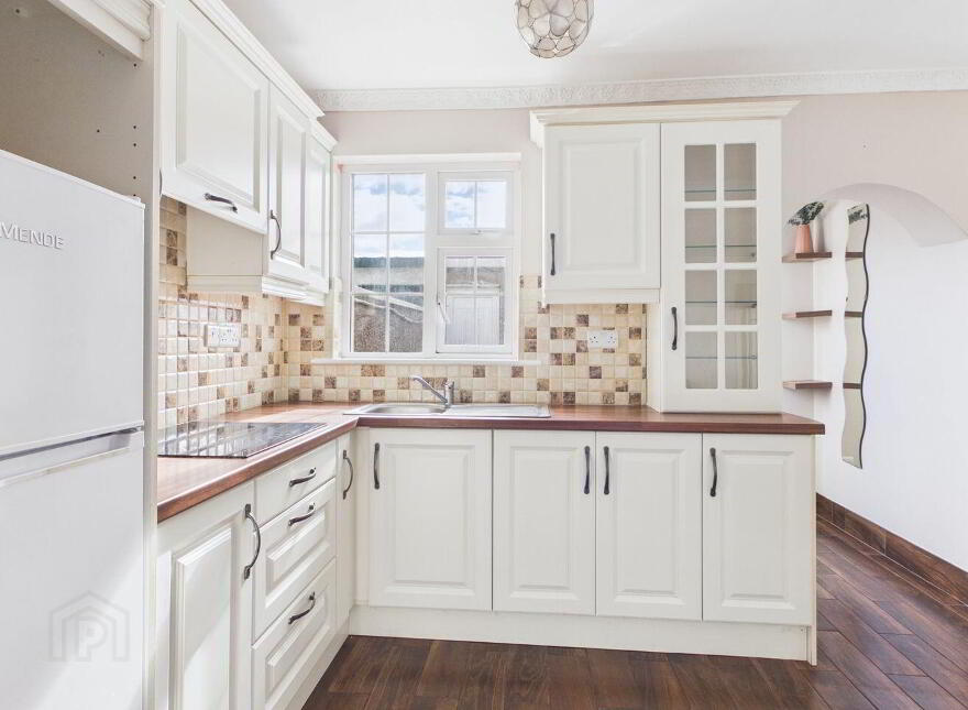 13 St. Laurence's Fields, Loughrea, H62YP20