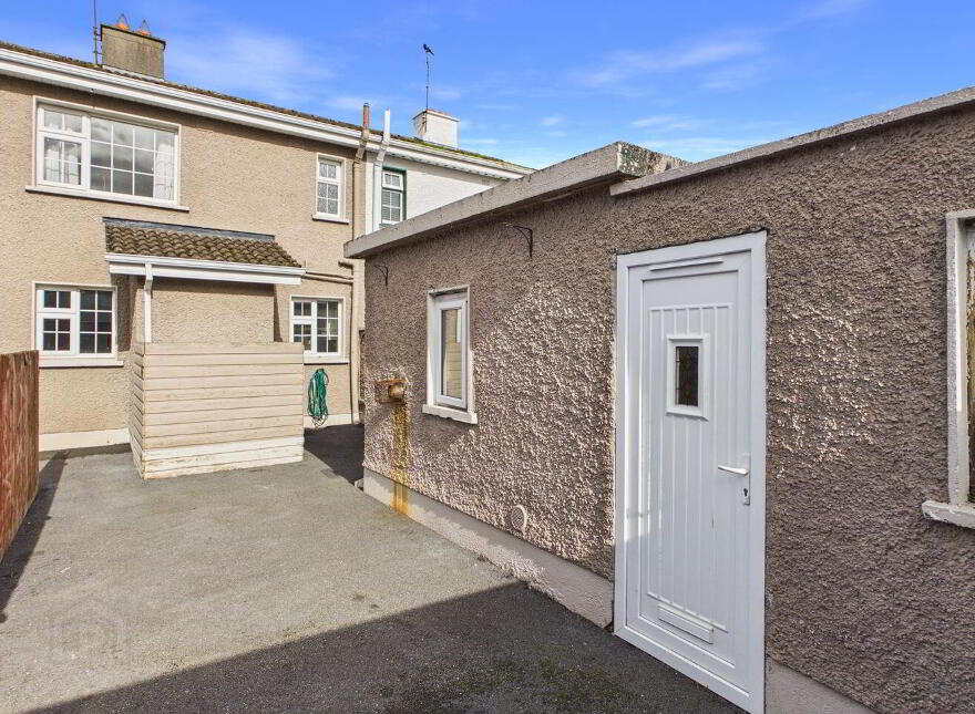 13 St. Laurence's Fields, Loughrea, H62YP20