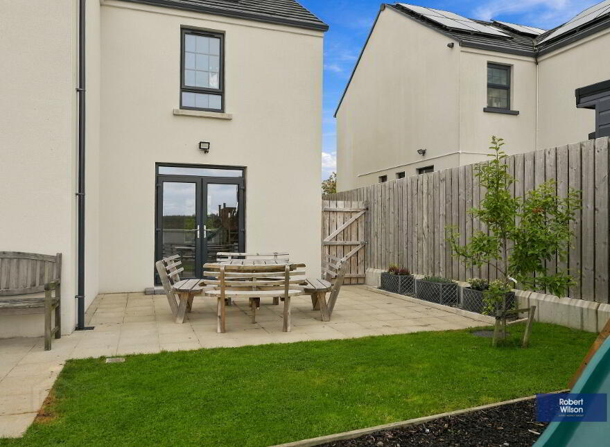 11A Farriers Green, Hillsborough, BT26 6GW