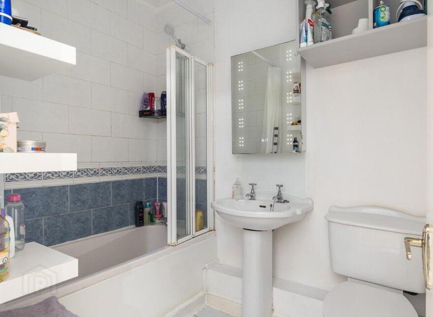 6 Roseville Court, Dublin Road, Bray, A98C105