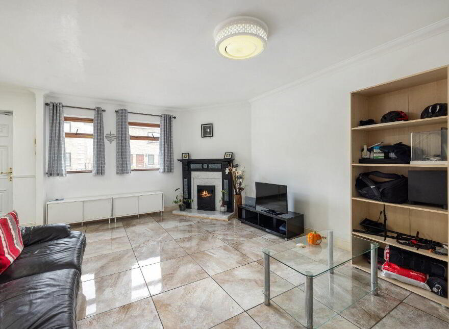 6 Roseville Court, Dublin Road, Bray, A98C105