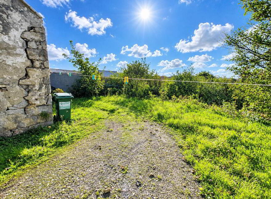 3 Castle Row, Main Street, Dungloe, F94ET65