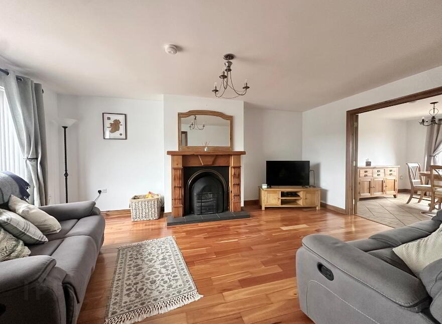 48 Mansefield Heights, Portglenone, BT44 8JR