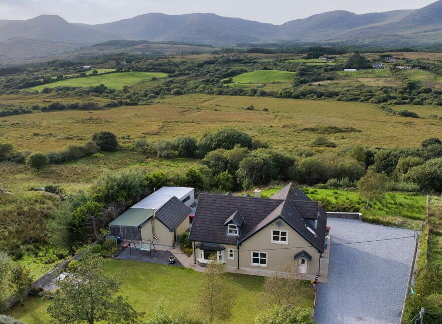 Gearha, Sneem, V93RK16