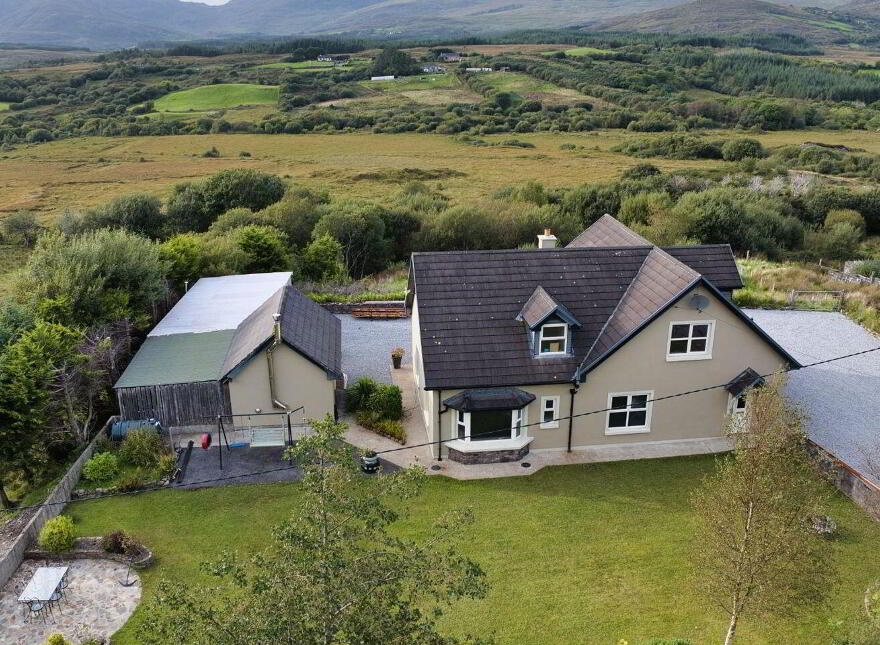 Gearha, Sneem, V93RK16